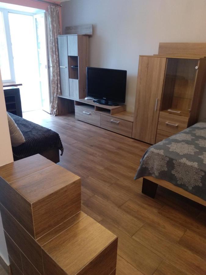 Apartment In The Center イヴァーノ＝フランキーウシク エクステリア 写真